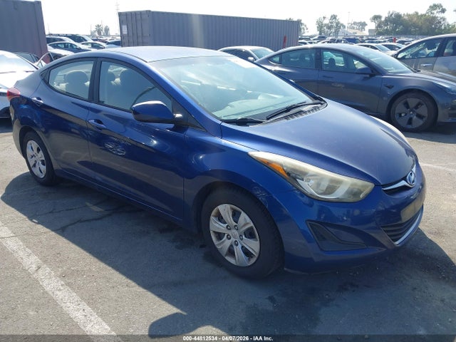 HYUNDAI ELANTRA SE - 1