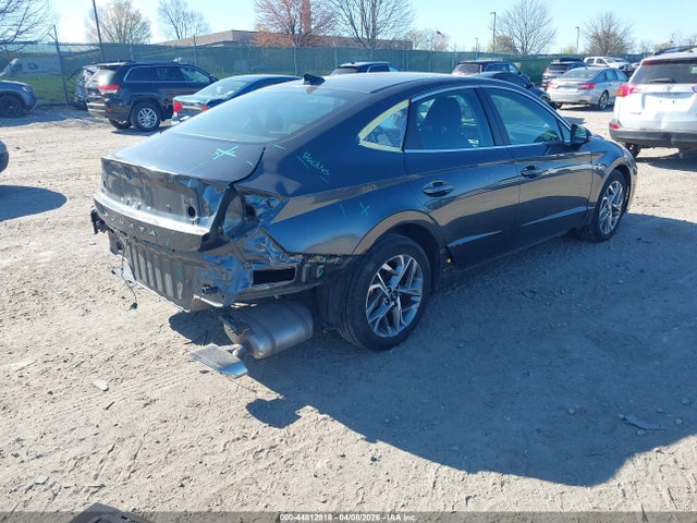 HYUNDAI SONATA SEL - 4