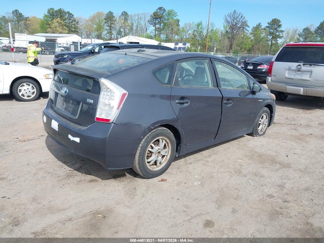 TOYOTA PRIUS - 4
