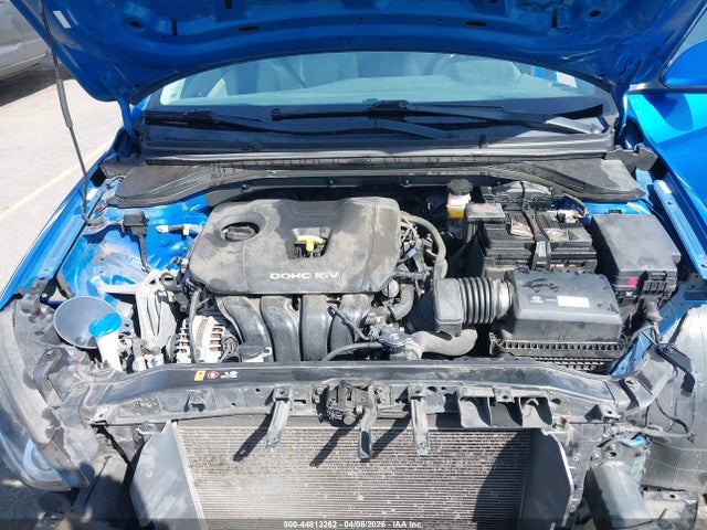 HYUNDAI ELANTRA - 10