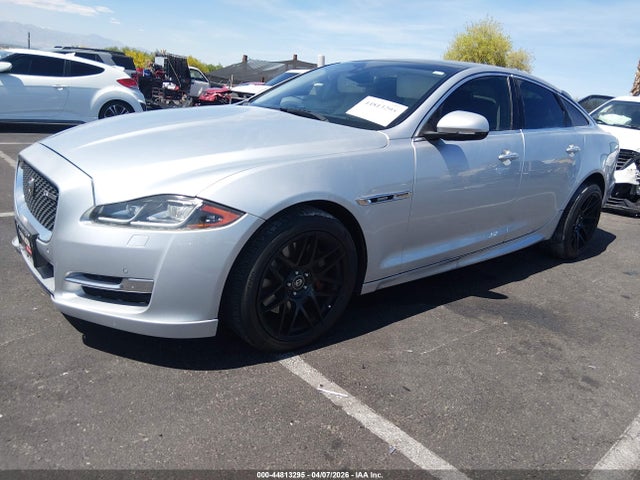 2016 Jaguar XJ — фото 2