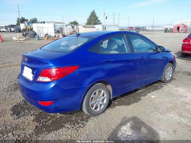 HYUNDAI ACCENT - 4