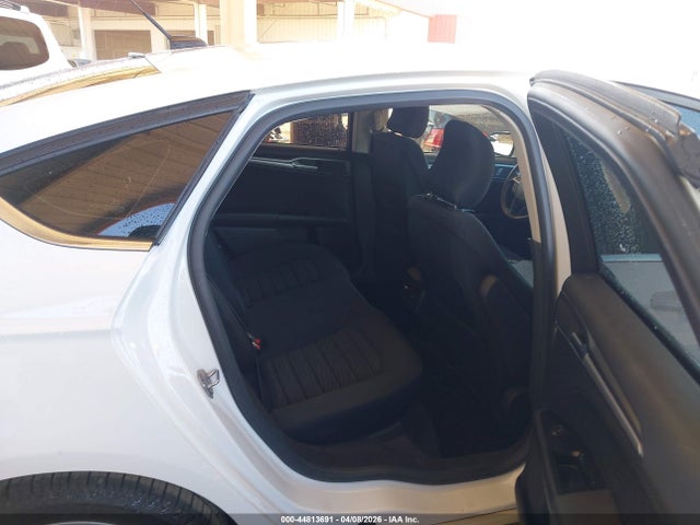 FORD FUSION SE - 8