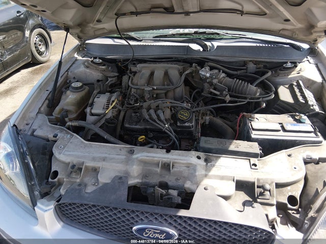 FORD TAURUS SE - 10
