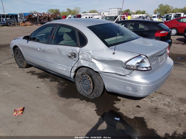 FORD TAURUS SE - 3