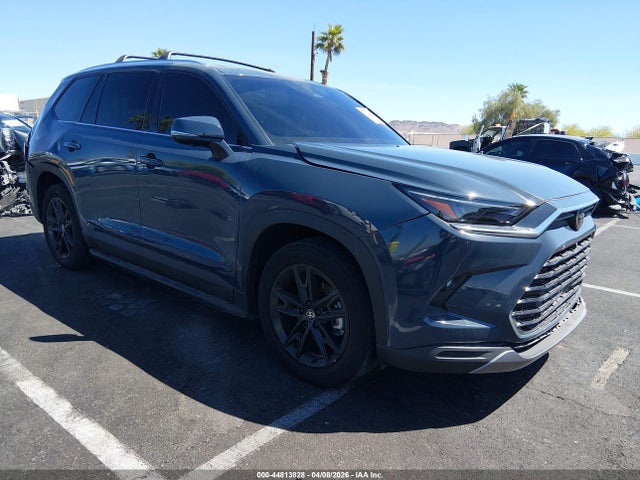 2025 TOYOTA GRAND HIGH LIMITED