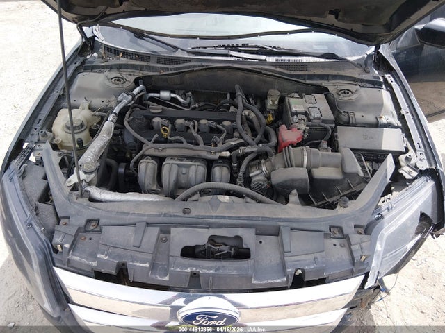 FORD FUSION SE - 10