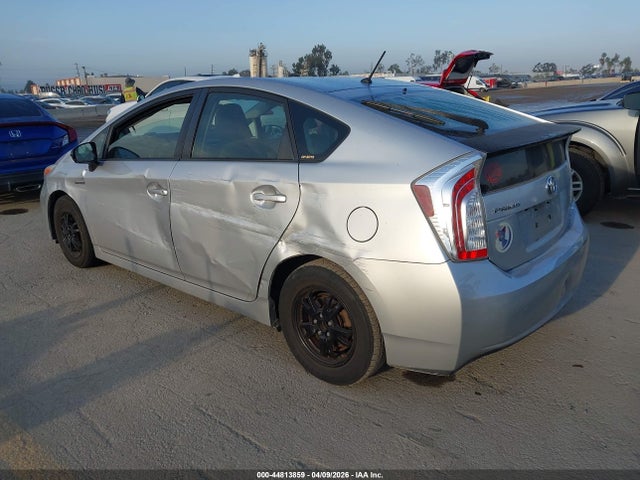 TOYOTA PRIUS - 3