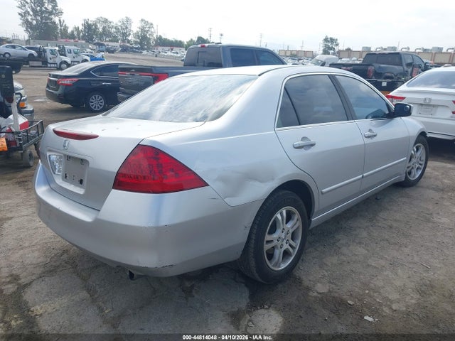 HONDA ACCORD 2.4 SE - 4