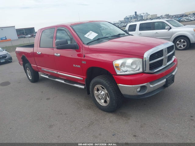 DODGE RAM 1500 SXT/SLT - 1