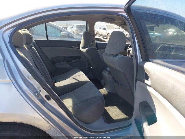 HONDA ACCORD 2.4 LX - 8