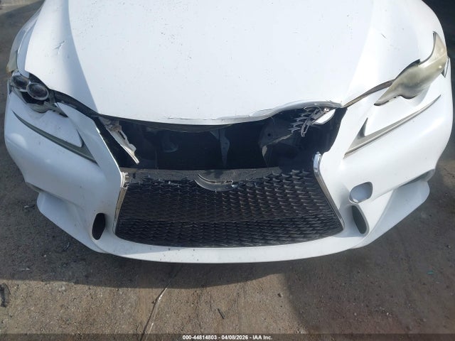 2014 Lexus IS 250 — фото 6