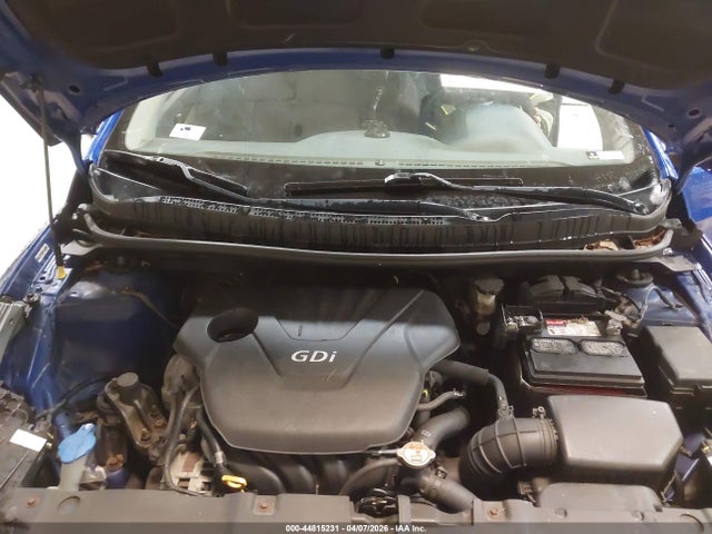 HYUNDAI ACCENT GLS - 10