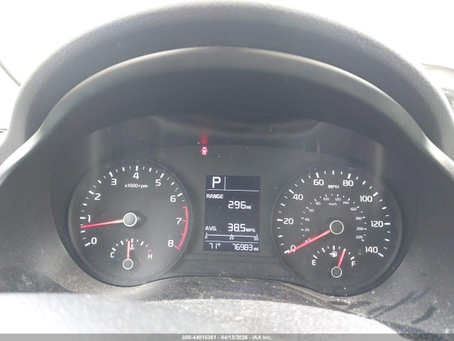 KIA RIO S - 7