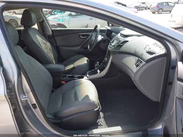 HYUNDAI ELANTRA LIMITED - 5