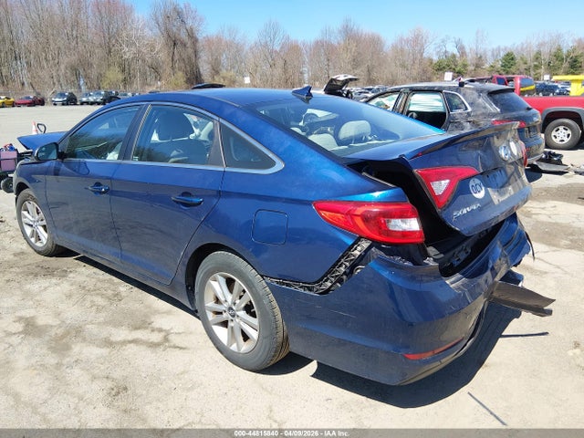 HYUNDAI SONATA SE - 3