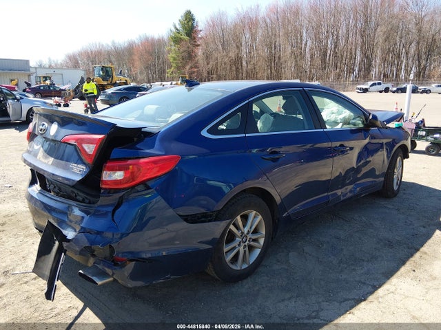 HYUNDAI SONATA SE - 4