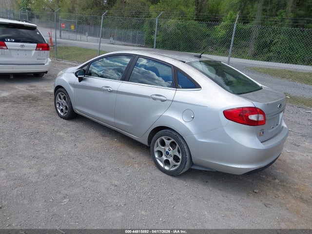 FORD FIESTA SEL - 3