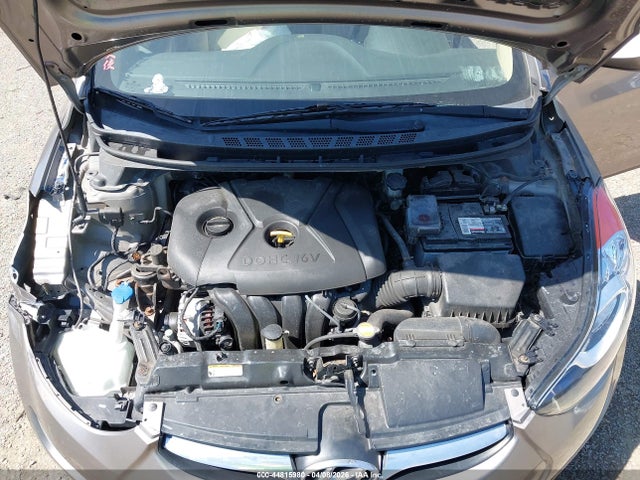 HYUNDAI ELANTRA GLS - 10