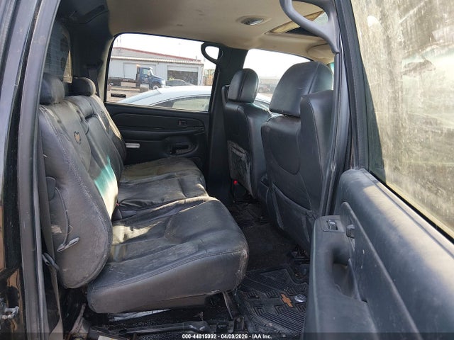 CHEVROLET AVALANCHE 1500 - 8