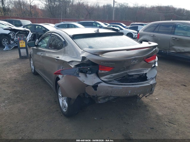 HYUNDAI ELANTRA LIMITED - 6