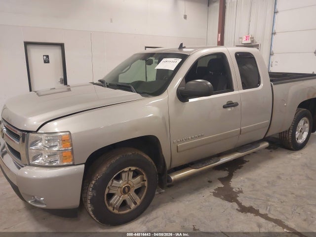 CHEVROLET SILVERADO 1500 - 2