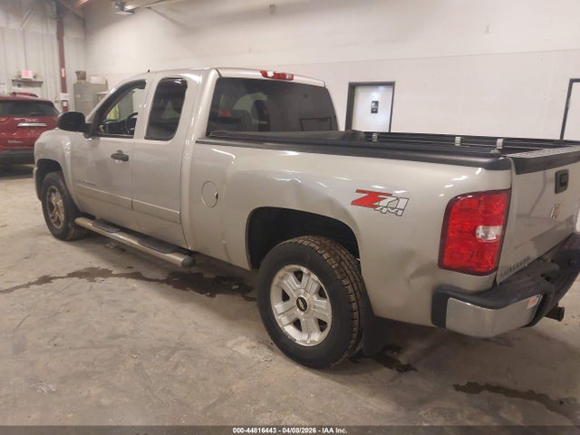 CHEVROLET SILVERADO 1500 - 3