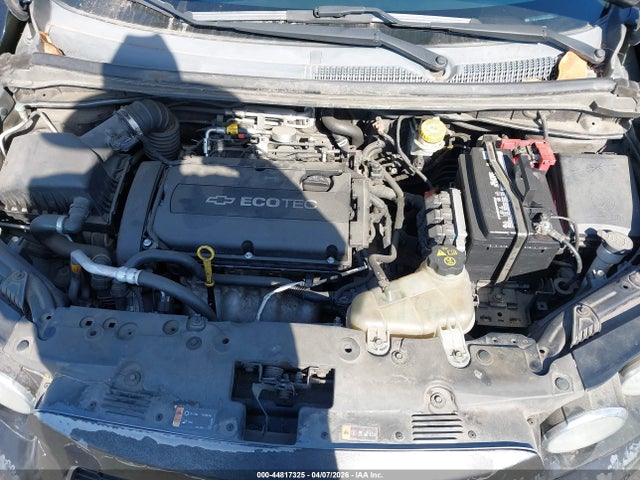 CHEVROLET SONIC LT AUTO - 10