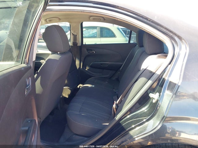 CHEVROLET SONIC LT AUTO - 8