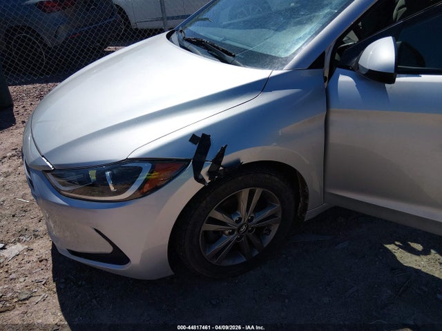 HYUNDAI ELANTRA SE - 6