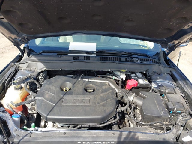 FORD FUSION SE - 10