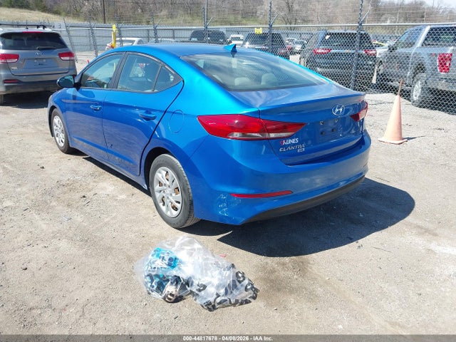 HYUNDAI ELANTRA SE - 3