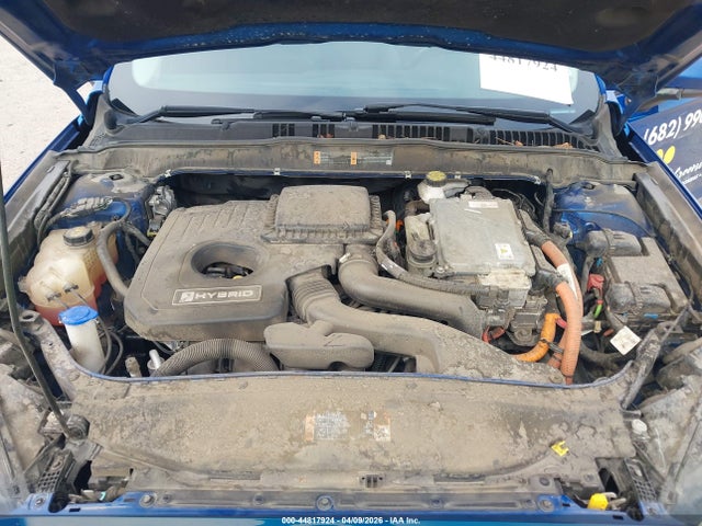 FORD FUSION HYBRID SE - 10