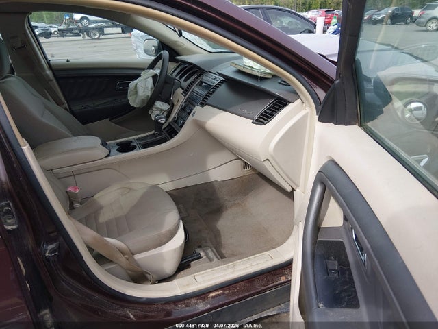 FORD TAURUS SE - 5