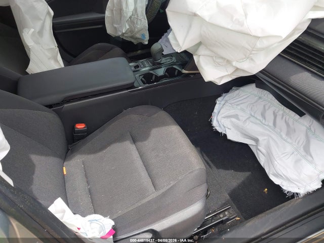 2025 Toyota CAMRY LE 缩略图 5