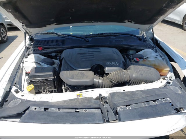 DODGE CHALLENGER SXT - 10