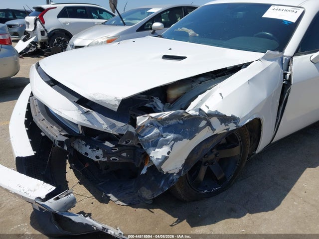 DODGE CHALLENGER SXT - 6