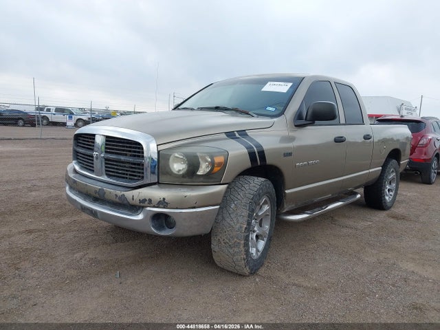 DODGE RAM 1500 SLT - 2