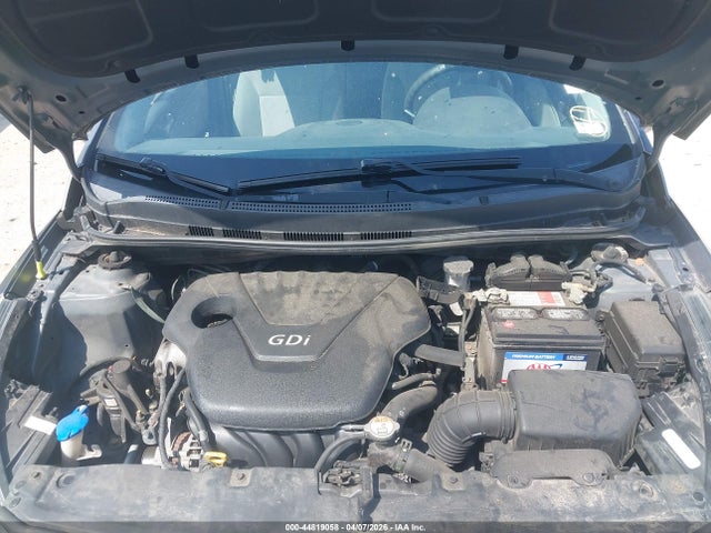 HYUNDAI ACCENT GLS - 10