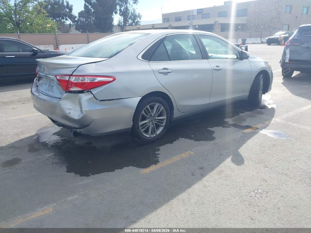 TOYOTA CAMRY - 4
