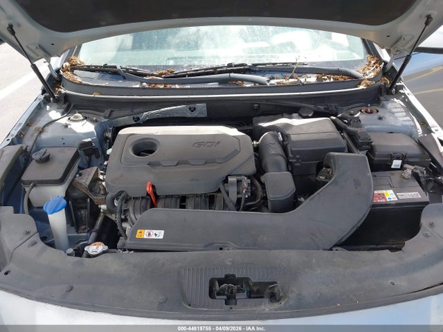 HYUNDAI SONATA SE - 10