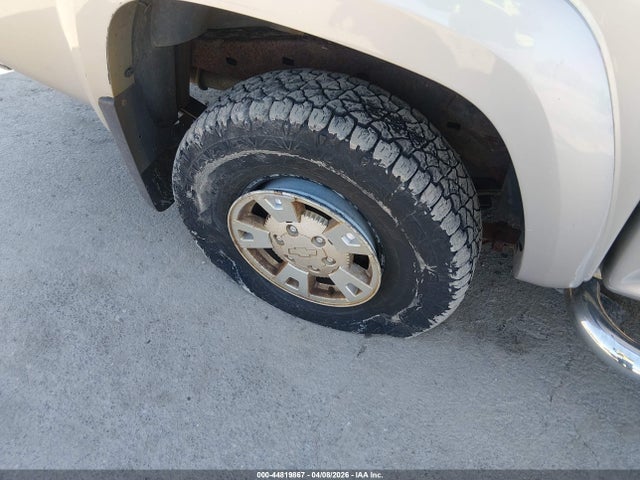 CHEVROLET COLORADO 1SF LS Z71 - 6