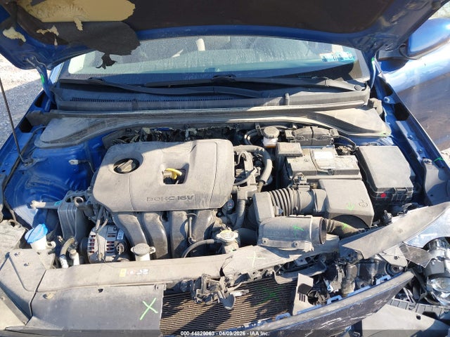 HYUNDAI ELANTRA SEL - 10