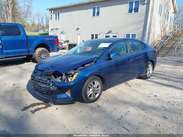 HYUNDAI ELANTRA SEL - 2