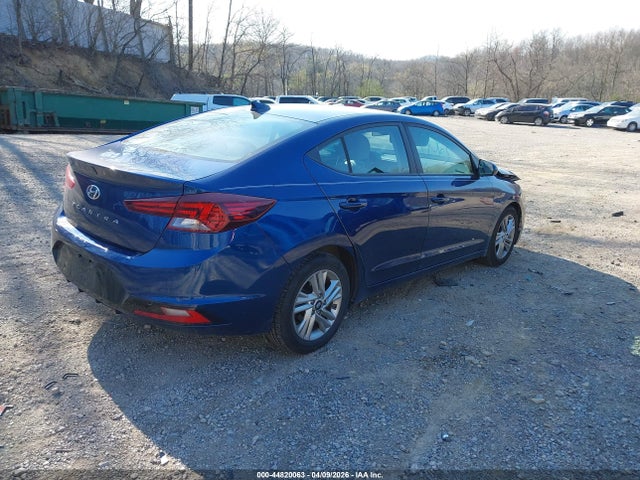 HYUNDAI ELANTRA SEL - 4