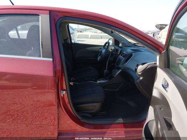 CHEVROLET SONIC LT AUTO - 5