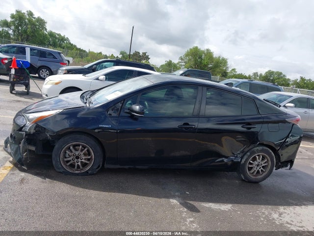 2018 Toyota PRIUS TWO — миниатюра 15