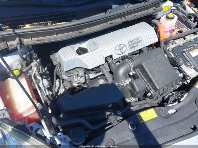 TOYOTA PRIUS - 10
