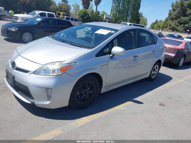 TOYOTA PRIUS - 2
