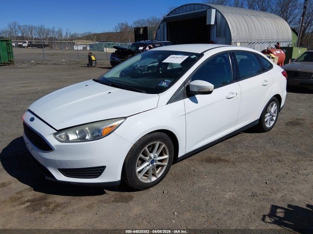 FORD FOCUS SE - 2